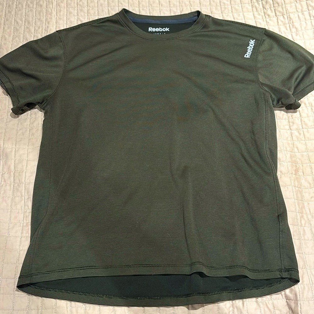 Reebok men’s speedwick striped tee (S)